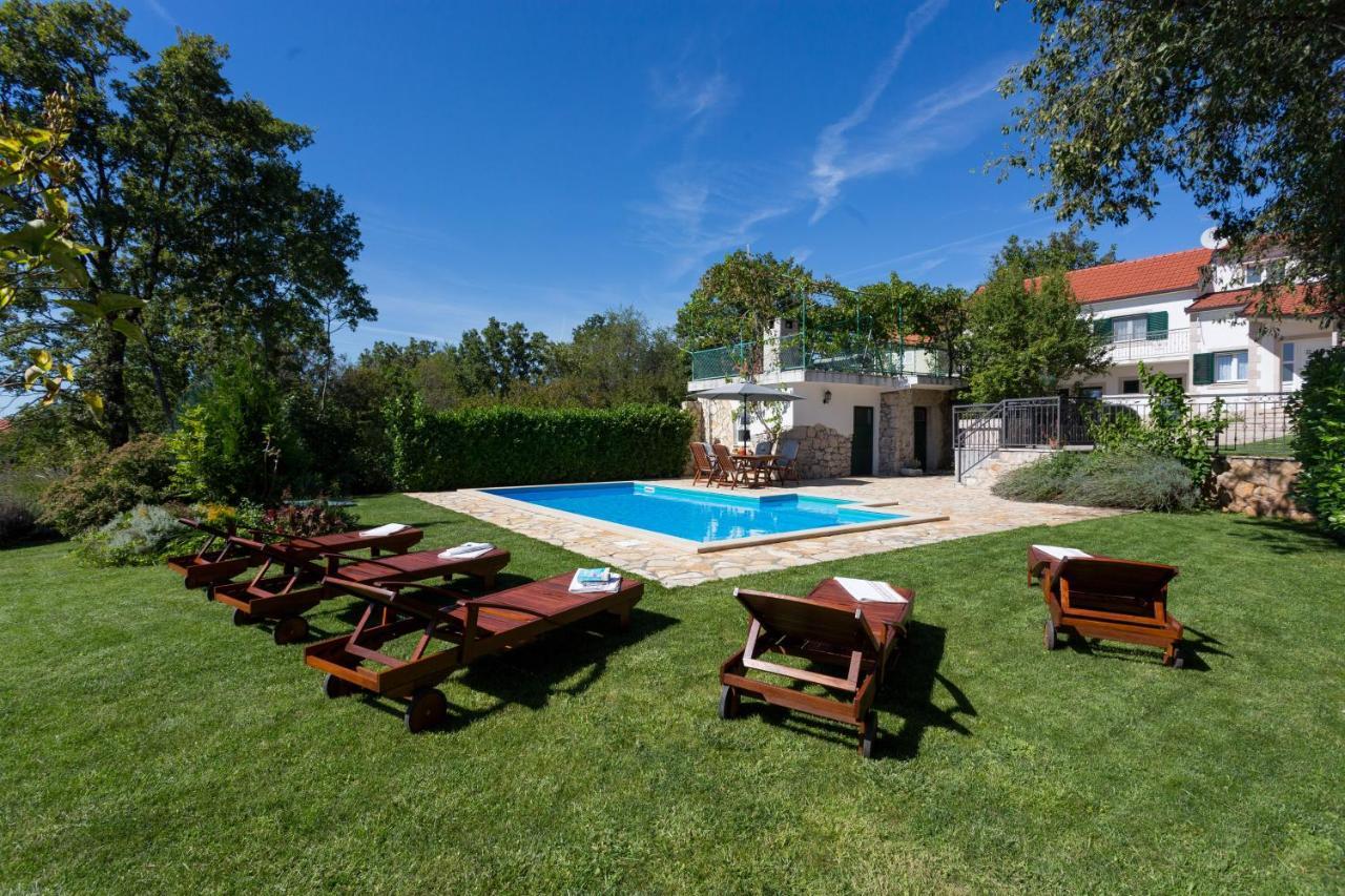 Vila Milancic - A House For Memorable Holiday In Imotski Villa Gornji Prolozac Exteriör bild