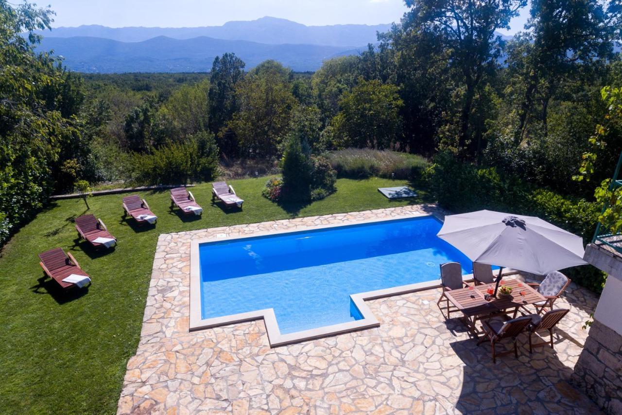 Vila Milancic - A House For Memorable Holiday In Imotski Villa Gornji Prolozac Exteriör bild